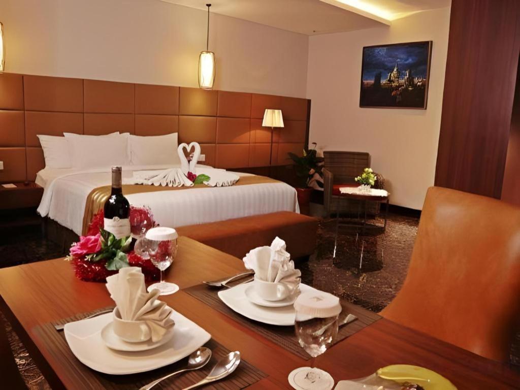 Atrium Premiere Cilacap Zewnętrze zdjęcie