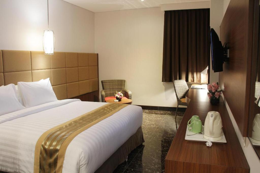 Atrium Premiere Cilacap Zewnętrze zdjęcie