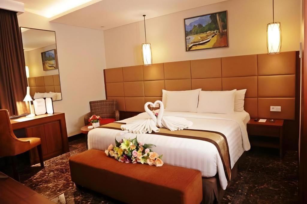 Atrium Premiere Cilacap Zewnętrze zdjęcie
