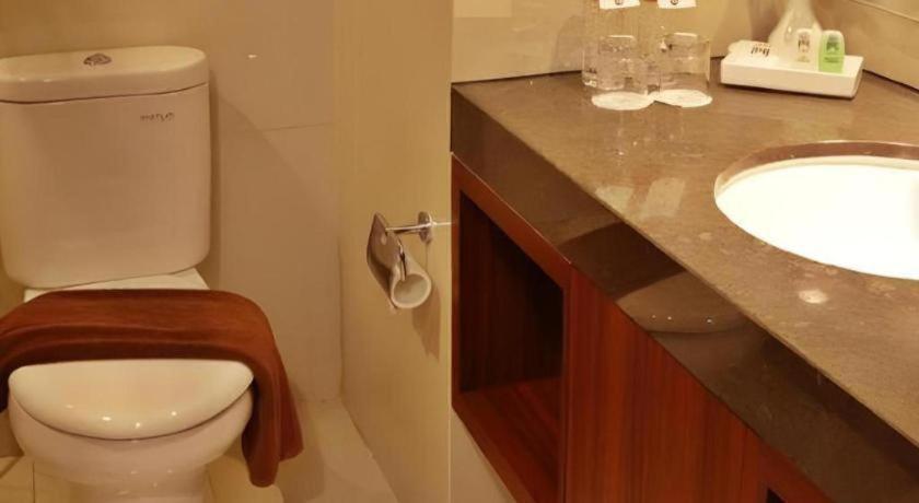 Atrium Premiere Cilacap Zewnętrze zdjęcie